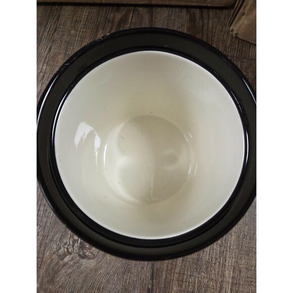 Jennifer Garant Small Canister Lid with Seal Yellow Italian Chef Ceramic - Picture 4 of 7